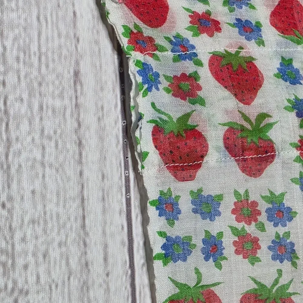 Vintage Strawberry Floral Sheer Valance Curtain Panel, Farmhouse Nook - 9